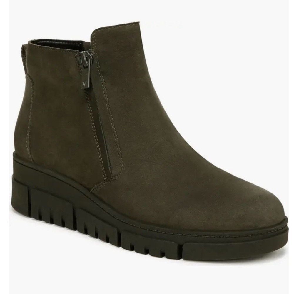 VIONIC Dark Khaki Nubuck Leather Uptown Sur Platform Wedge Bootie Size 8.5